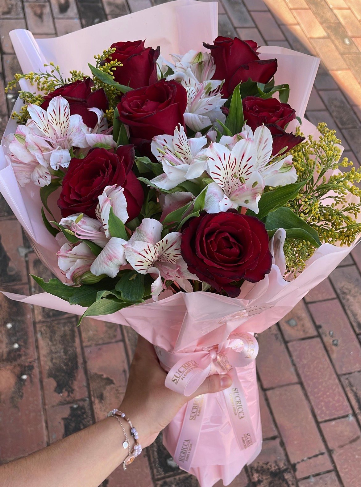 Foto do produto Buquê 07 rosas